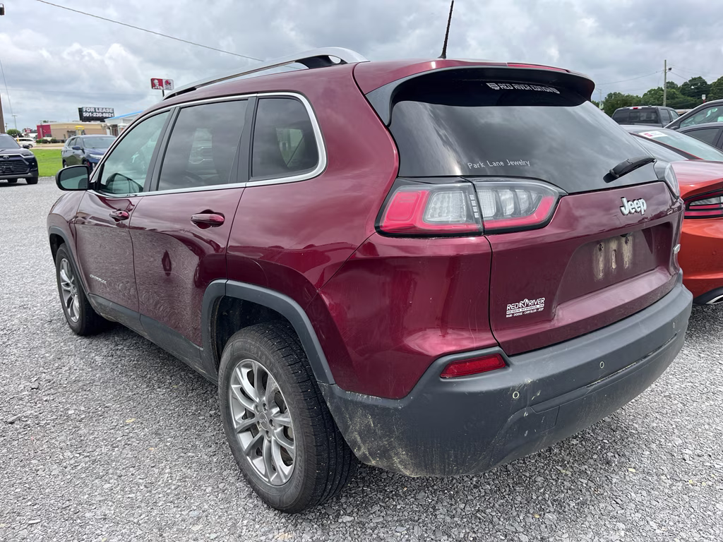 2021 Velvet Red Pearlcoat Jeep Cherokee Latitude Plus FWD SUV
