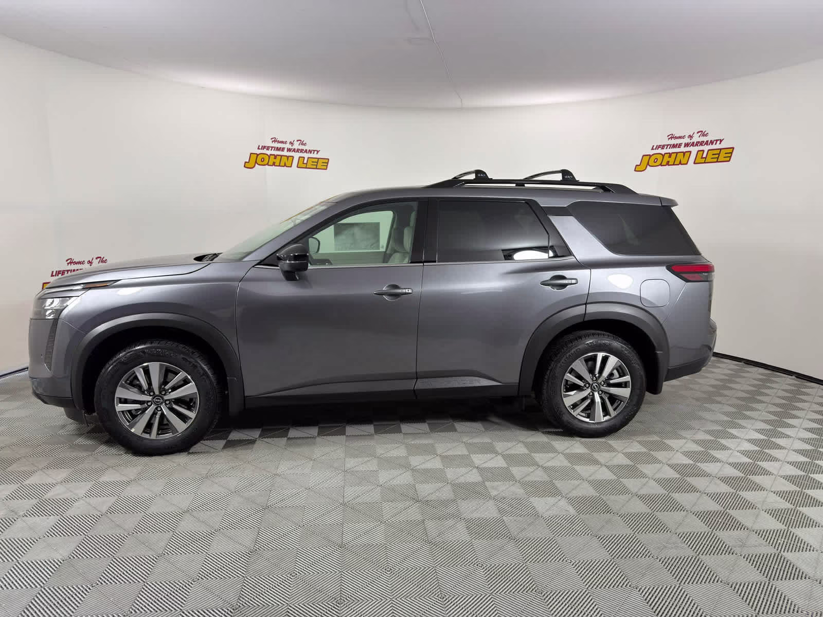 2026 Gun Metallic Nissan Pathfinder SL FWD SUV
