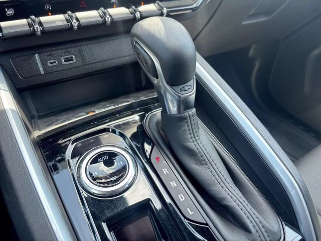 2023 Sterling Gray Metallic Chevrolet Colorado LT 4X4 Truck