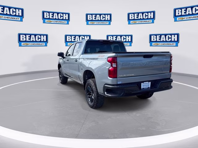 2025 Sterling Gray Metallic Chevrolet Silverado 1500 Custom Trail Boss 4X4 Truck