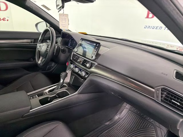 2019 White Honda Accord Sport FWD Sedan