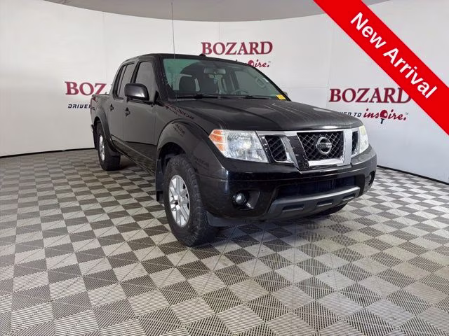 2016 Magnetic Black Nissan Frontier SV 4X4 Truck