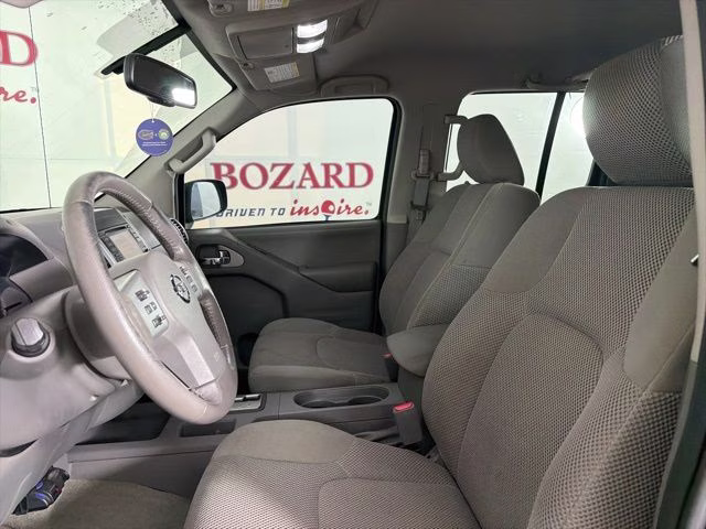 2016 Magnetic Black Nissan Frontier SV 4X4 Truck