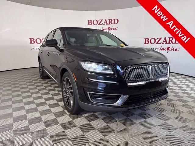 2019 Black Lincoln Nautilus Reserve FWD SUV