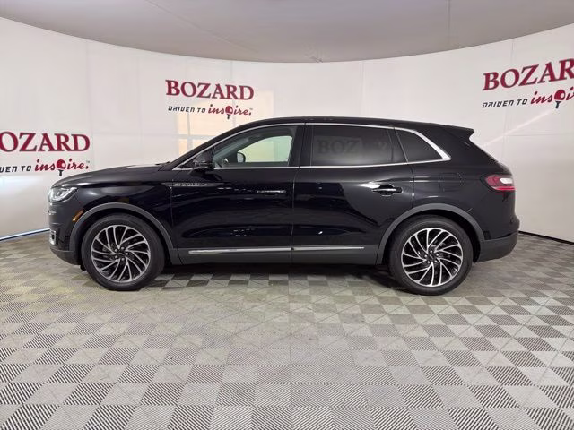 2019 Black Lincoln Nautilus Reserve FWD SUV