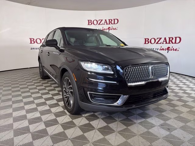 2019 Black Metallic Lincoln Nautilus Reserve FWD SUV