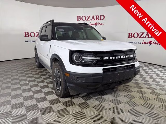 2024 Oxford White Ford Bronco Sport Outer Banks 4X4 SUV