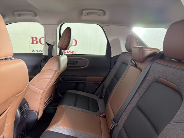 2024 Oxford White Ford Bronco Sport Outer Banks 4X4 SUV