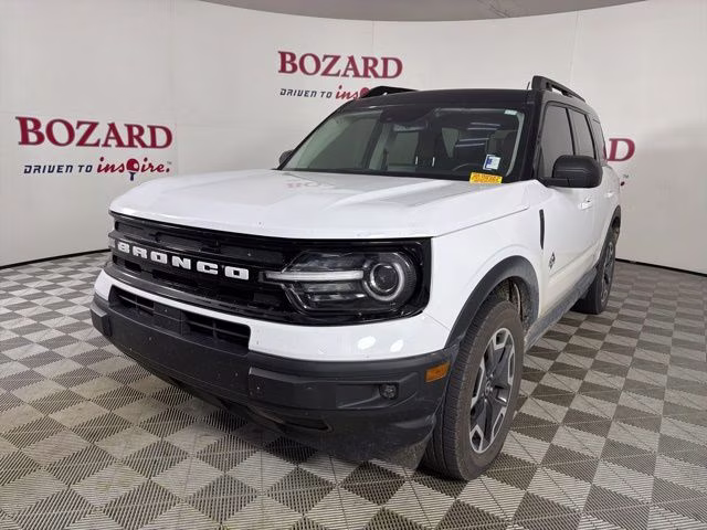 2024 Oxford White Ford Bronco Sport Outer Banks 4X4 SUV