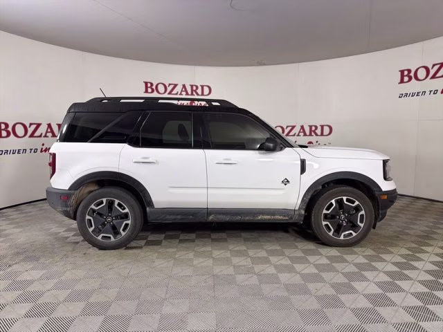 2024 Oxford White Ford Bronco Sport Outer Banks 4X4 SUV