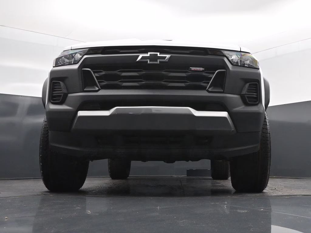 2026 Summit White Chevrolet Colorado Trail Boss 4X4 Truck