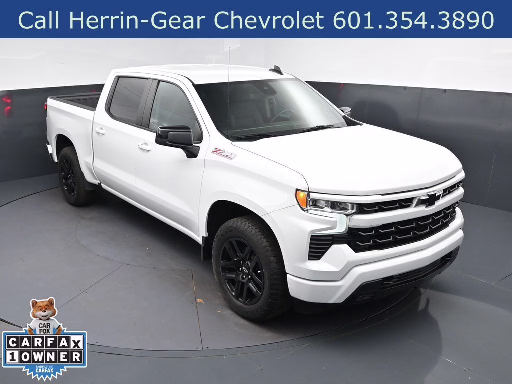 2023 Summit White Chevrolet Silverado 1500 RST 4X4 Truck