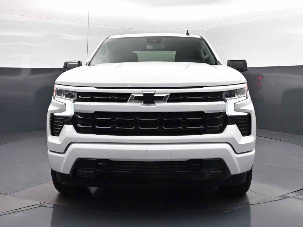 2023 Summit White Chevrolet Silverado 1500 RST 4X4 Truck