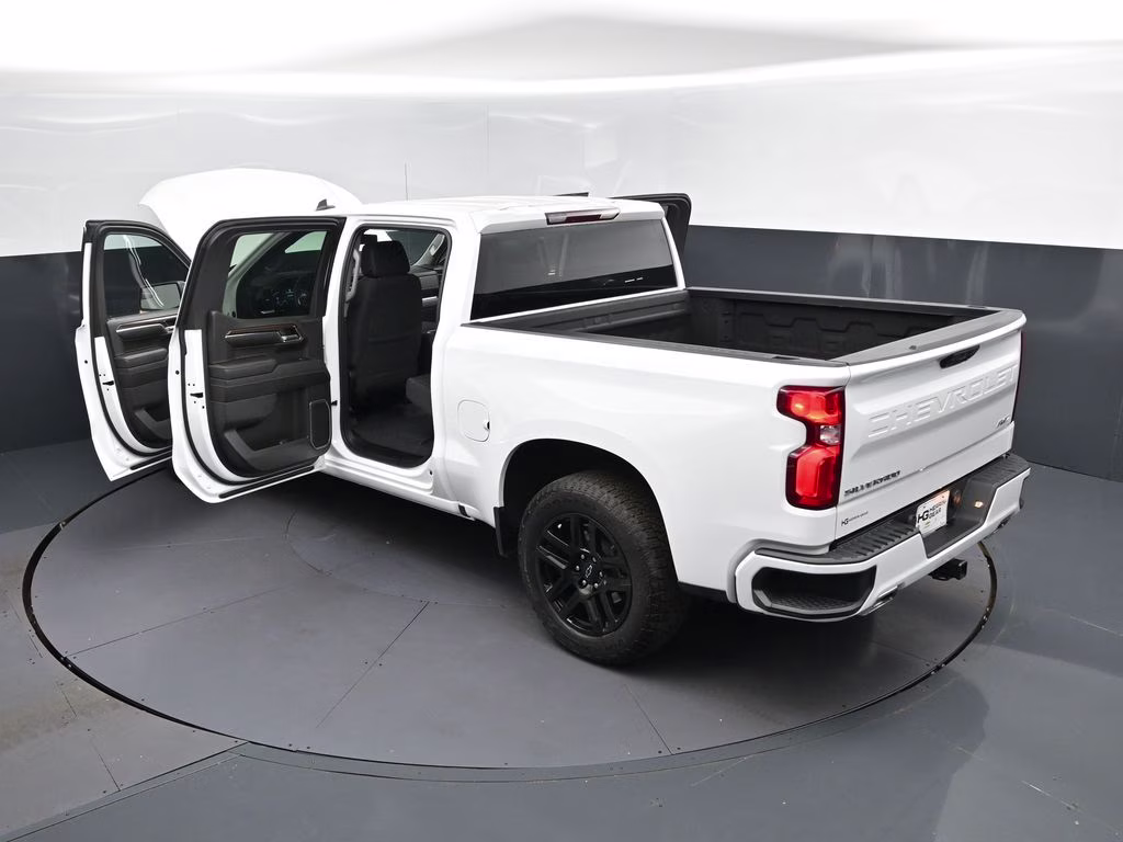 2023 Summit White Chevrolet Silverado 1500 RST 4X4 Truck