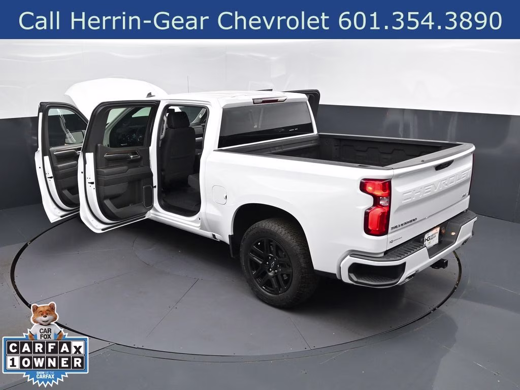 2023 Summit White Chevrolet Silverado 1500 RST 4X4 Truck