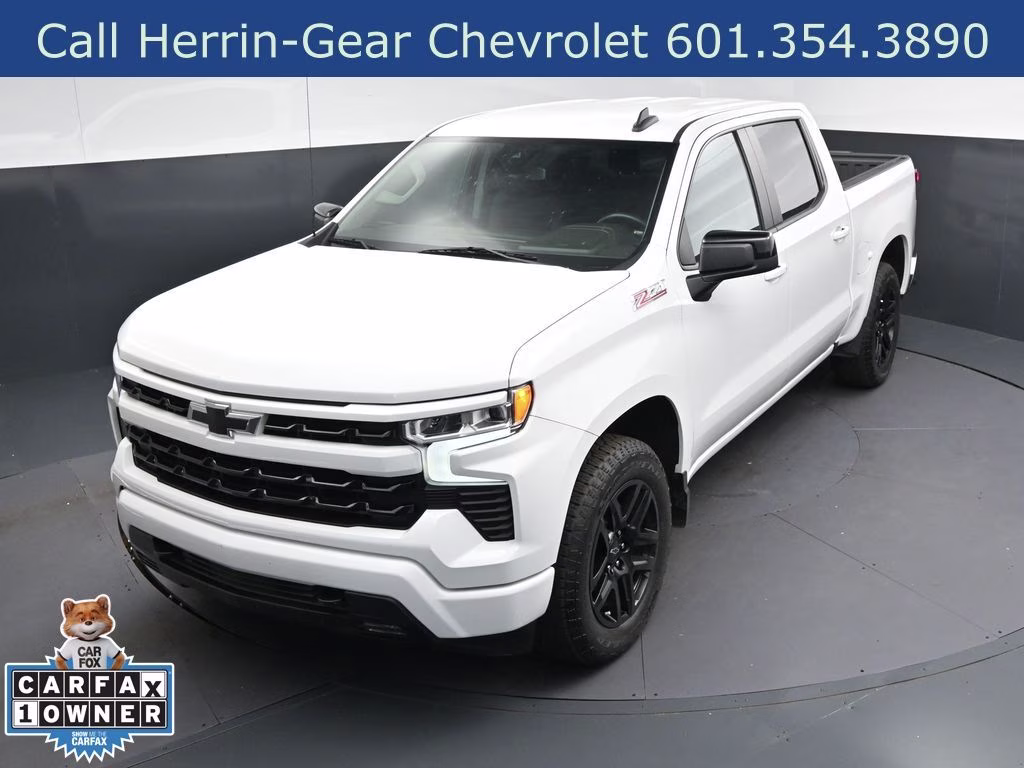 2023 Summit White Chevrolet Silverado 1500 RST 4X4 Truck