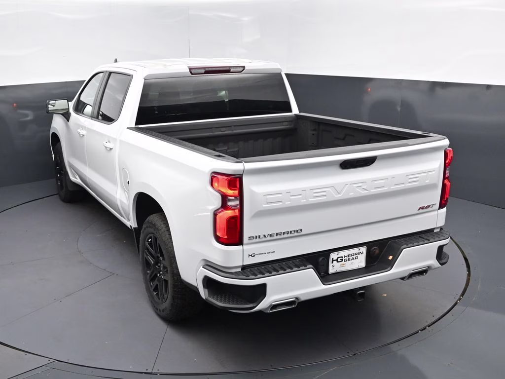 2023 Summit White Chevrolet Silverado 1500 RST 4X4 Truck