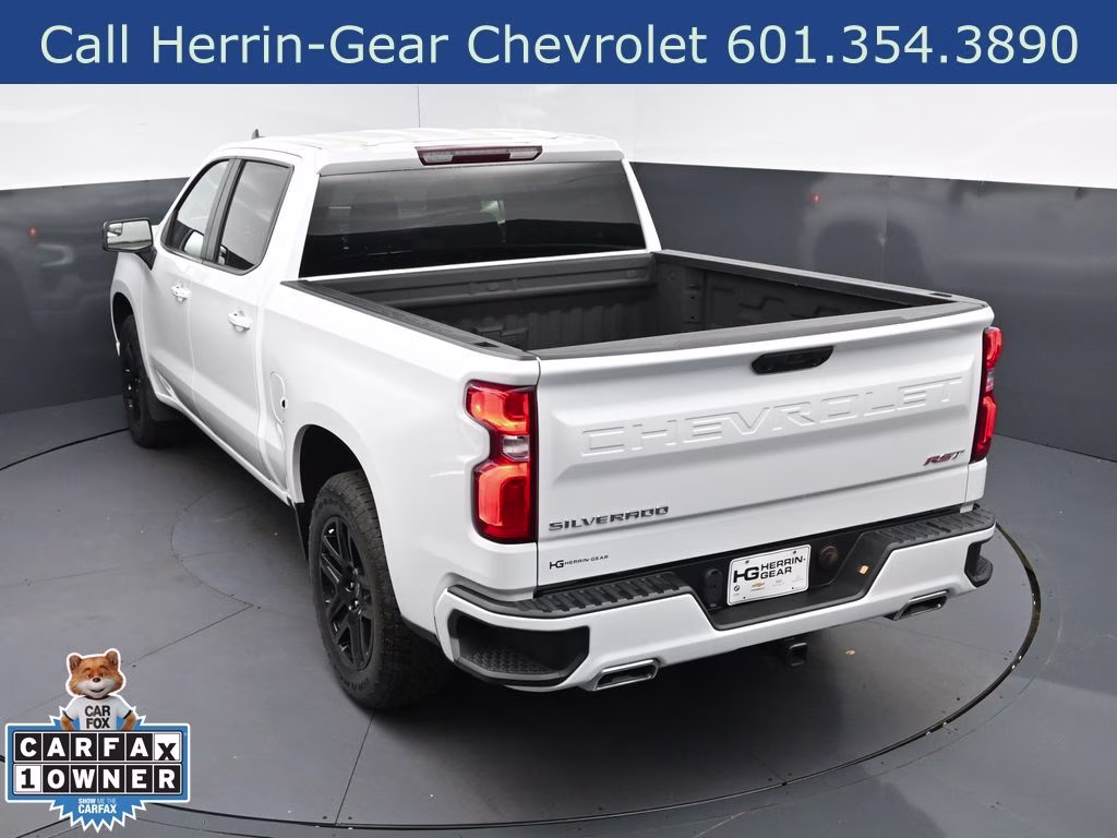 2023 Summit White Chevrolet Silverado 1500 RST 4X4 Truck