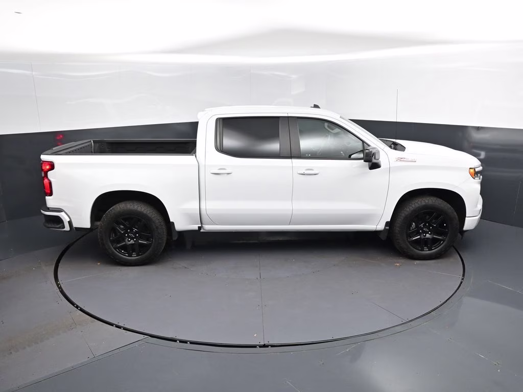 2023 Summit White Chevrolet Silverado 1500 RST 4X4 Truck