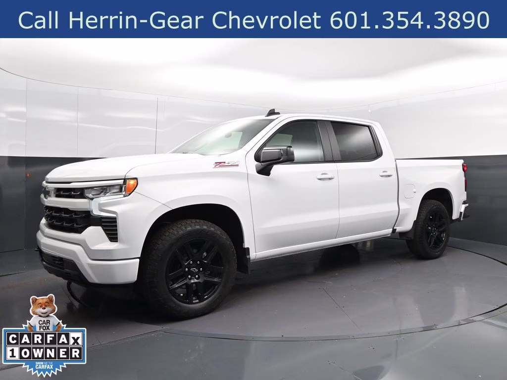 2023 Summit White Chevrolet Silverado 1500 RST 4X4 Truck