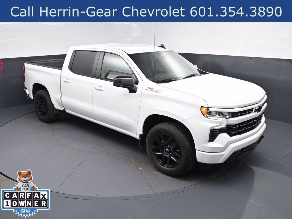 2023 Summit White Chevrolet Silverado 1500 RST 4X4 Truck