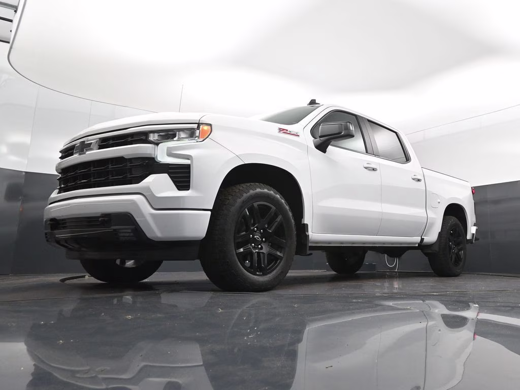 2023 Summit White Chevrolet Silverado 1500 RST 4X4 Truck
