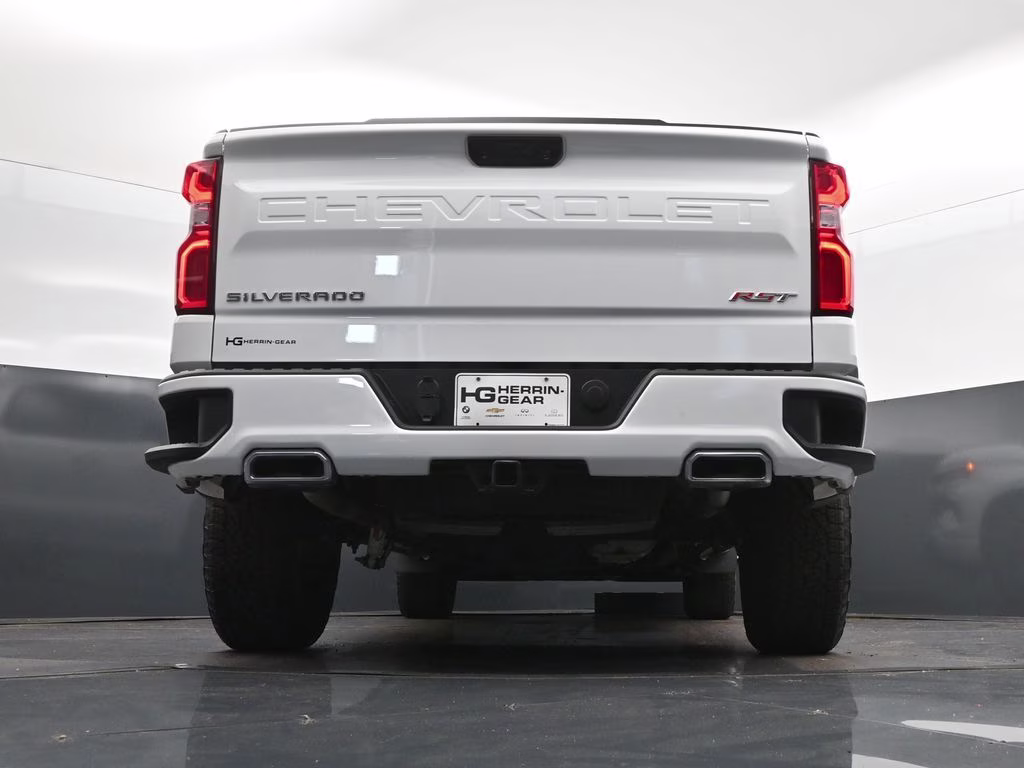 2023 Summit White Chevrolet Silverado 1500 RST 4X4 Truck
