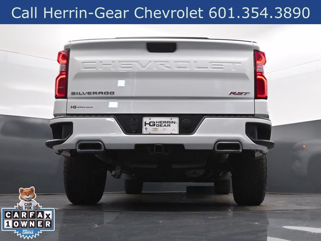 2023 Summit White Chevrolet Silverado 1500 RST 4X4 Truck