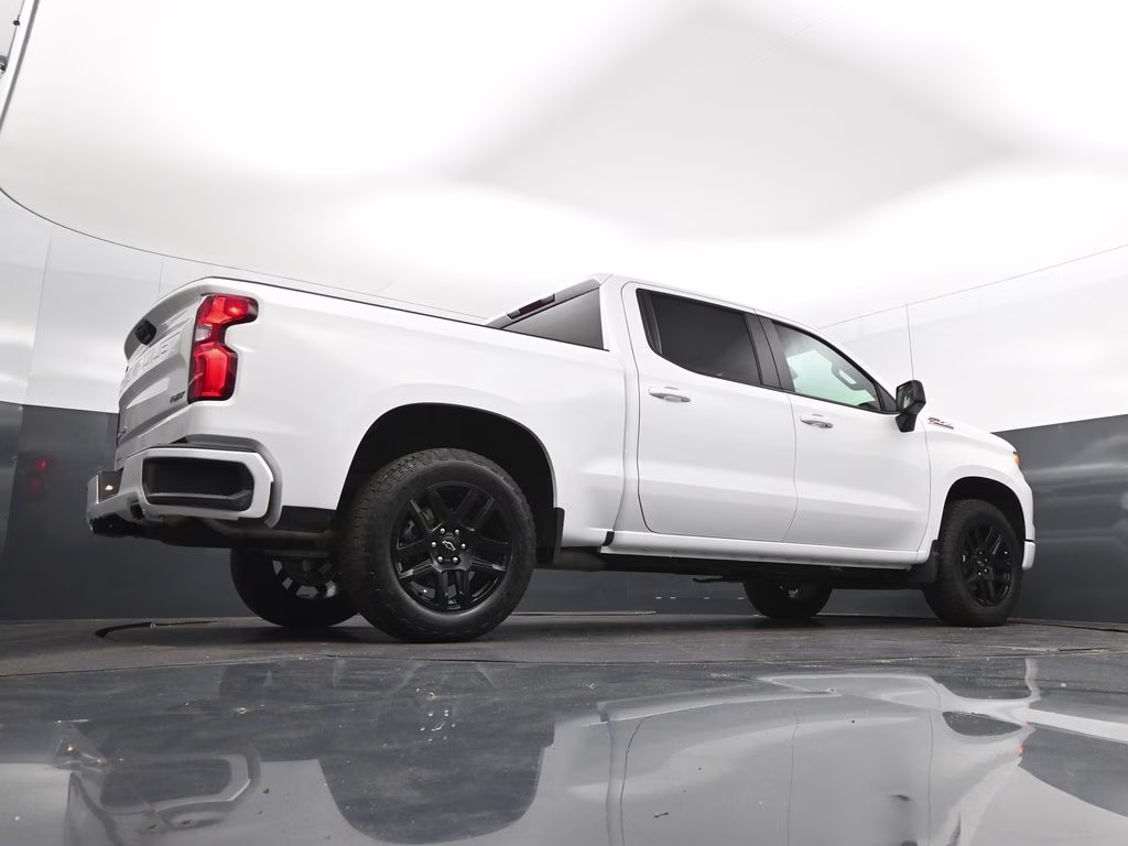 2023 Summit White Chevrolet Silverado 1500 RST 4X4 Truck