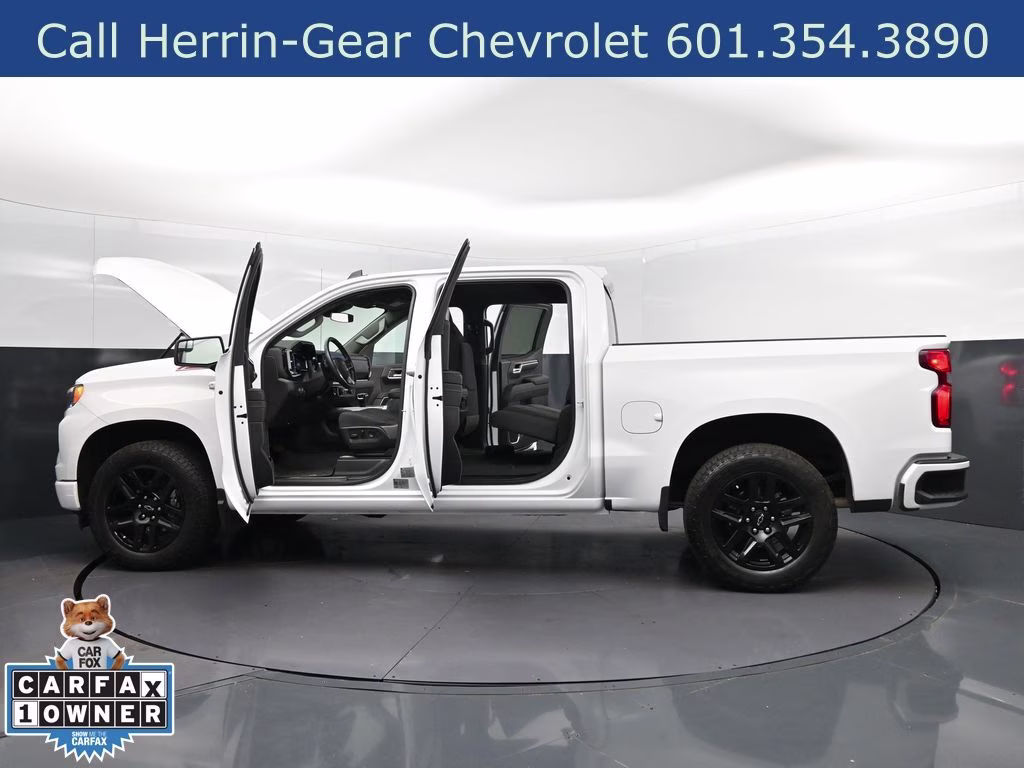 2023 Summit White Chevrolet Silverado 1500 RST 4X4 Truck