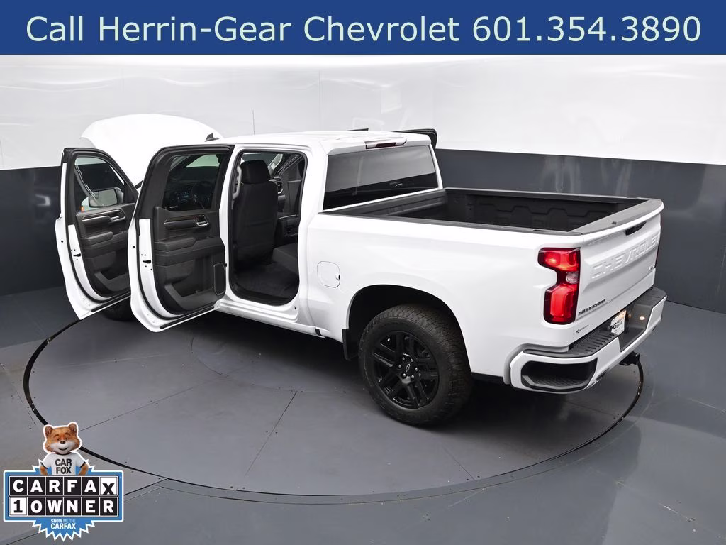 2023 Summit White Chevrolet Silverado 1500 RST 4X4 Truck