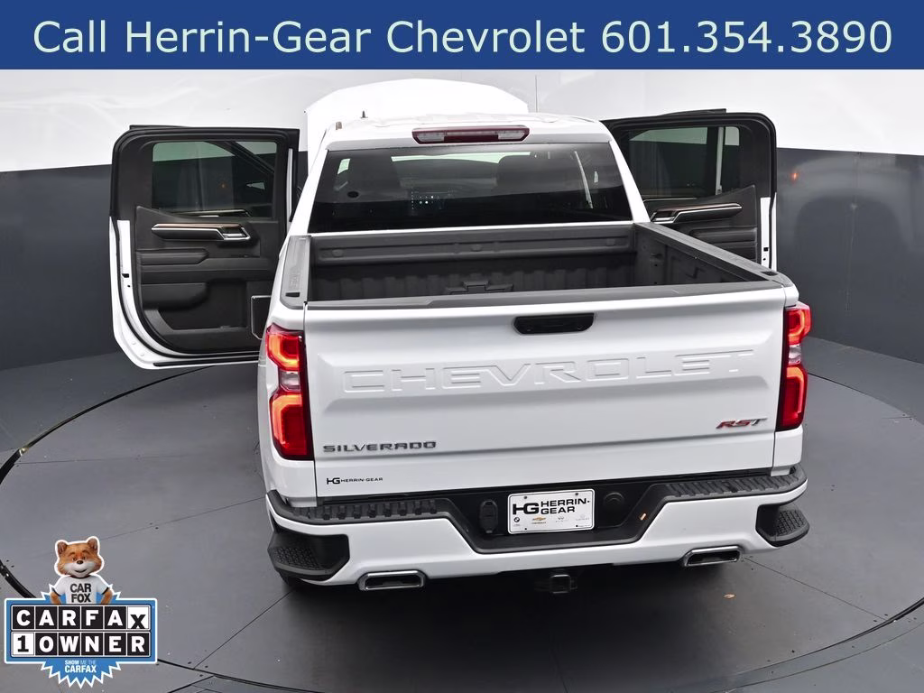 2023 Summit White Chevrolet Silverado 1500 RST 4X4 Truck
