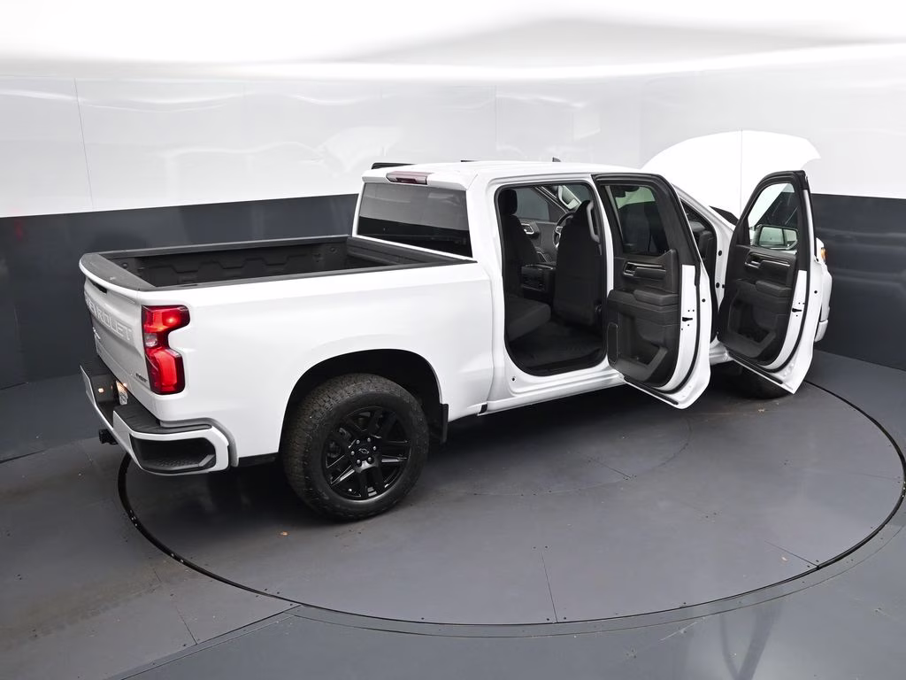 2023 Summit White Chevrolet Silverado 1500 RST 4X4 Truck