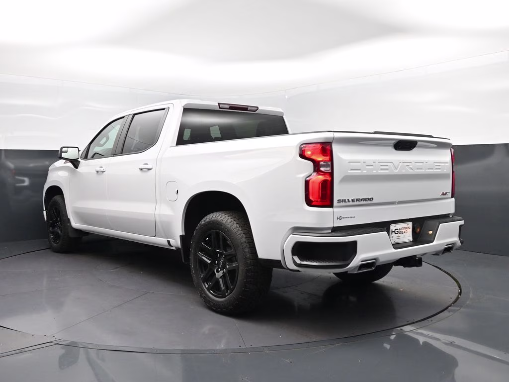2023 Summit White Chevrolet Silverado 1500 RST 4X4 Truck