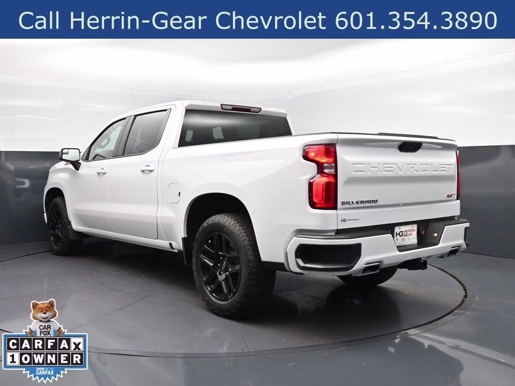 2023 Summit White Chevrolet Silverado 1500 RST 4X4 Truck