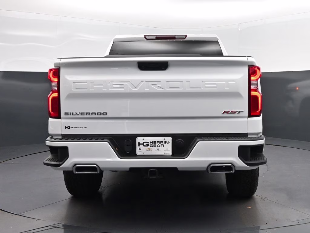 2023 Summit White Chevrolet Silverado 1500 RST 4X4 Truck