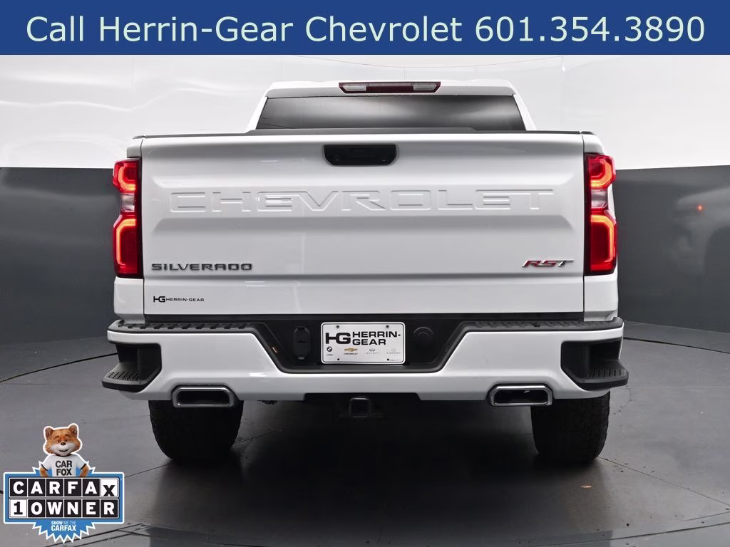 2023 Summit White Chevrolet Silverado 1500 RST 4X4 Truck