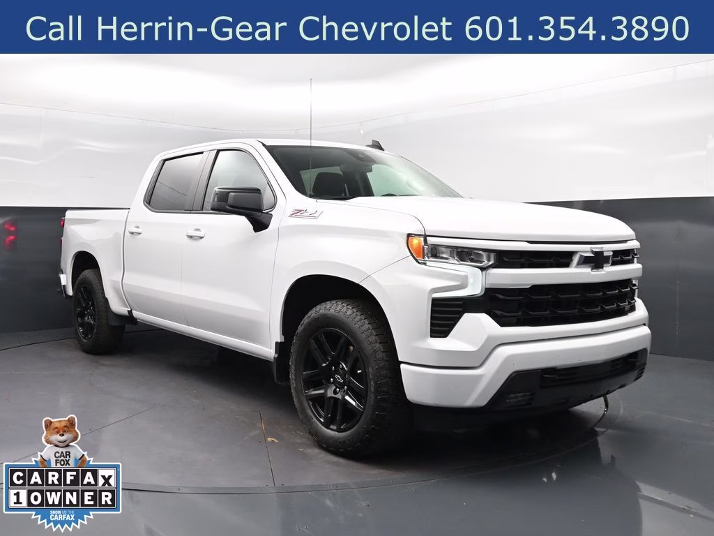 2023 Summit White Chevrolet Silverado 1500 RST 4X4 Truck