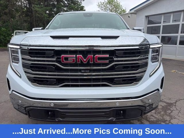 2026 White GMC Sierra 1500 SLT 4X4 Truck