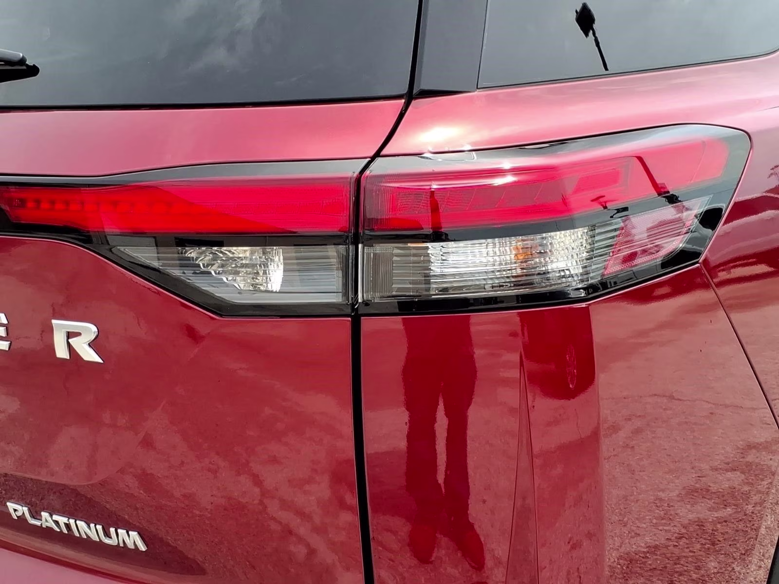 2025 Super Black Nissan Pathfinder Platinum FWD SUV