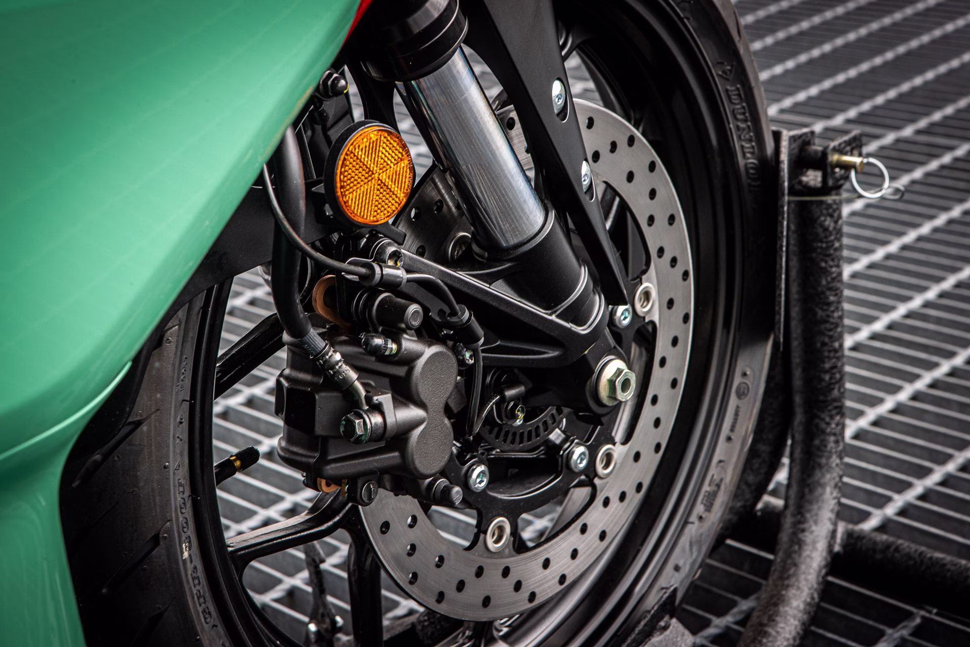 2026 Miami Mint Green / Matte Stealth Black Yamaha YZF-R3 ABS Motorcycle