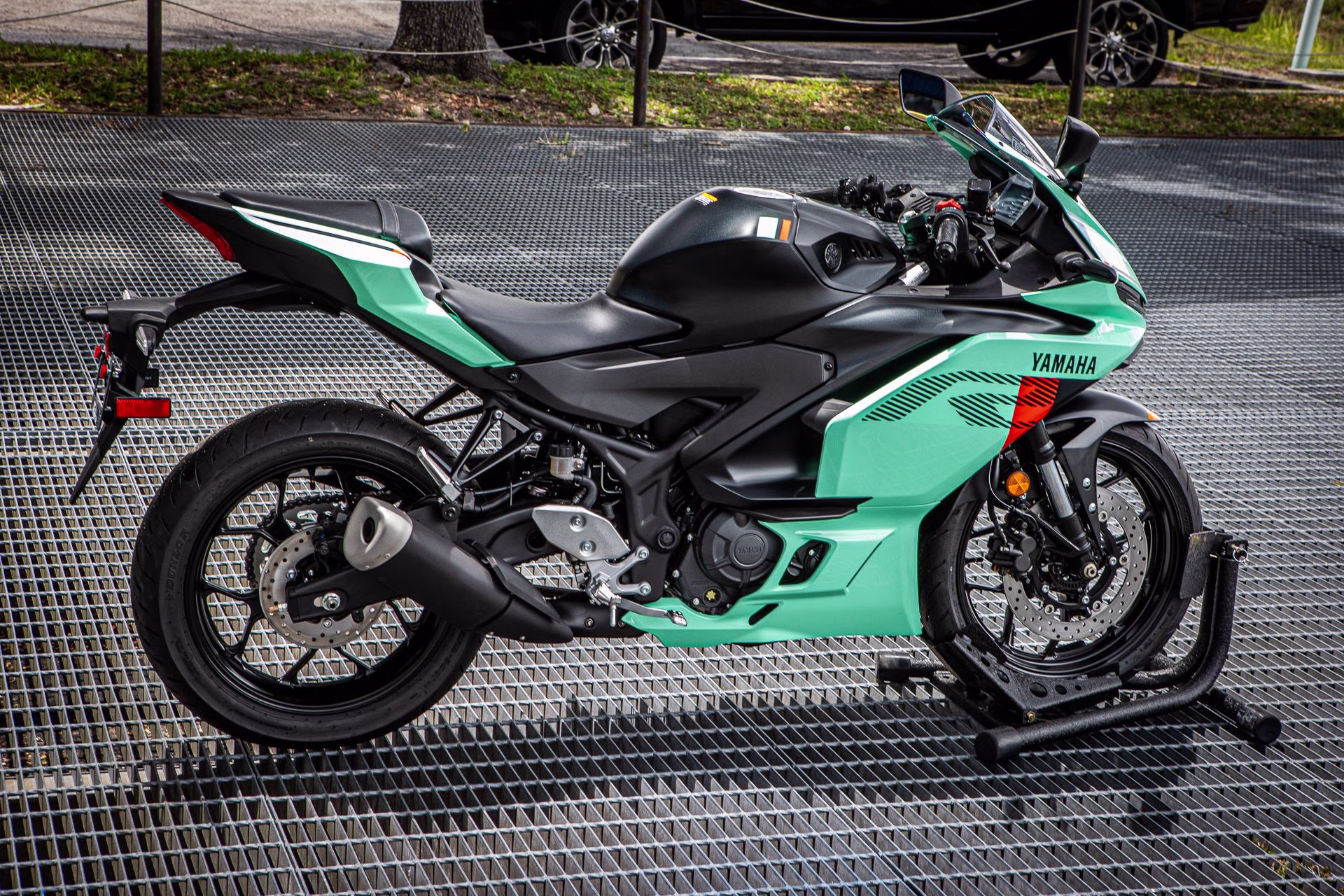 2026 Miami Mint Green / Matte Stealth Black Yamaha YZF-R3 ABS Motorcycle