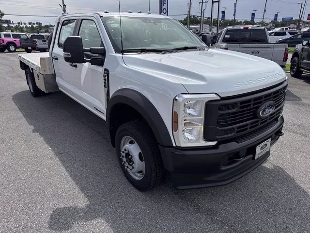 2026 Oxford White Ford Super Duty F-450 DRW XL 4X4 Chassis