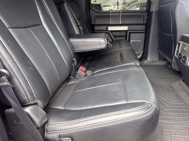 2020 Black Metallic Ford Super Duty F-250 SRW Lariat 4X4 Truck