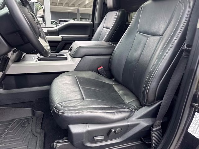 2020 Black Metallic Ford Super Duty F-250 SRW Lariat 4X4 Truck