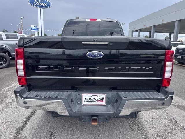 2020 Black Metallic Ford Super Duty F-250 SRW Lariat 4X4 Truck