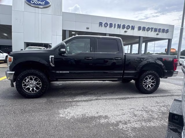 2020 Black Metallic Ford Super Duty F-250 SRW Lariat 4X4 Truck
