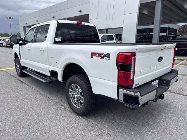 2026 White Metallic Ford Super Duty F-250 SRW Lariat 4X4 Truck