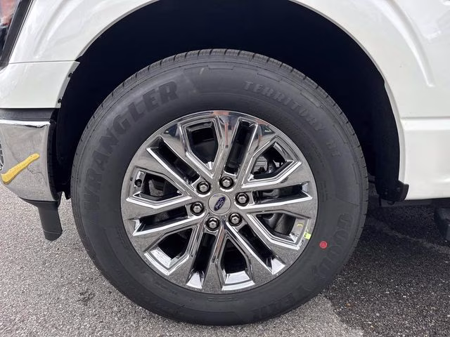 2026 White Ford F-150 Lariat RWD Truck