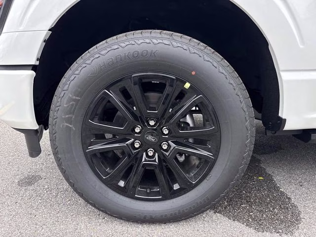 2026 White Ford F-150 Platinum 4X4 Truck